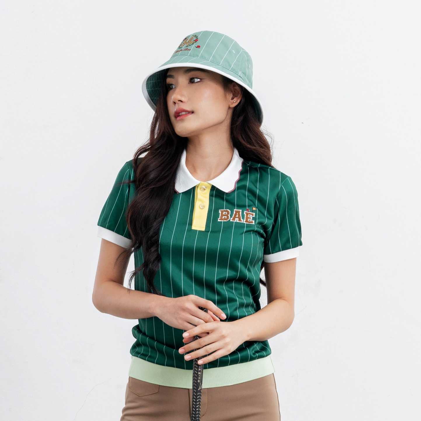 COURT Women Scallop Polo (Green Stripe)- เสื้อโปโลแขนสั้น ปกสแกลอป (เขียว ลายทาง)