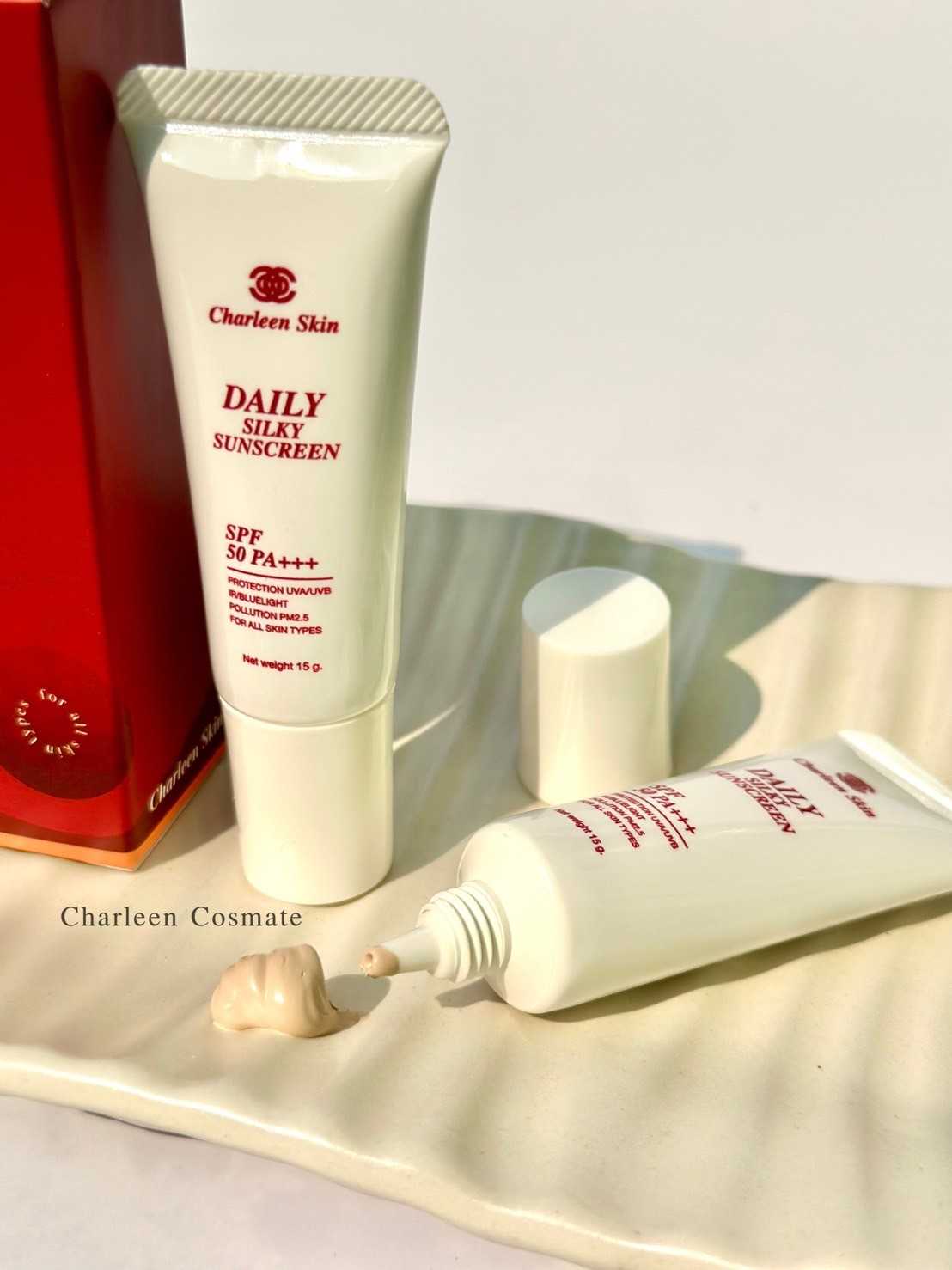 กันแดดหน้า SPF50 PA+++ กล่องสีแดง สำหรับผิวทุกประเภท