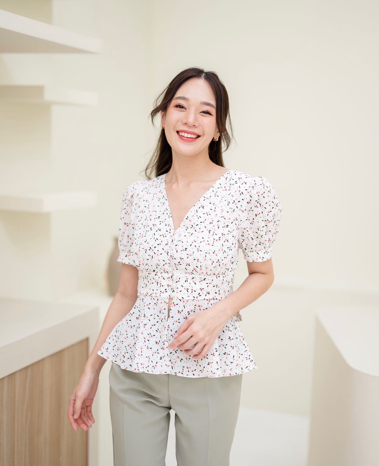 Poppy shirt in white