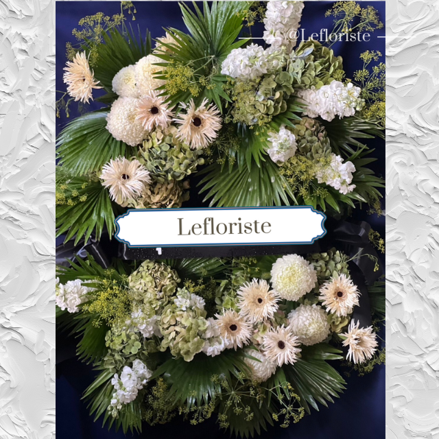 พวงหรีดดอกไม้สด Elegant Tribute 44