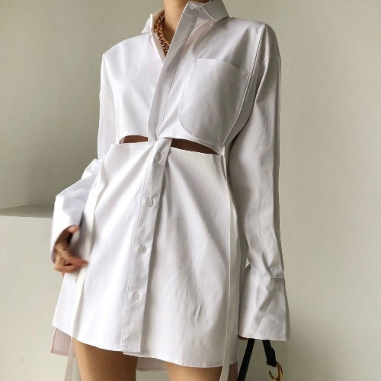 GMG เดรสแขนยาว คอปกแต่งเว้าใต้อก