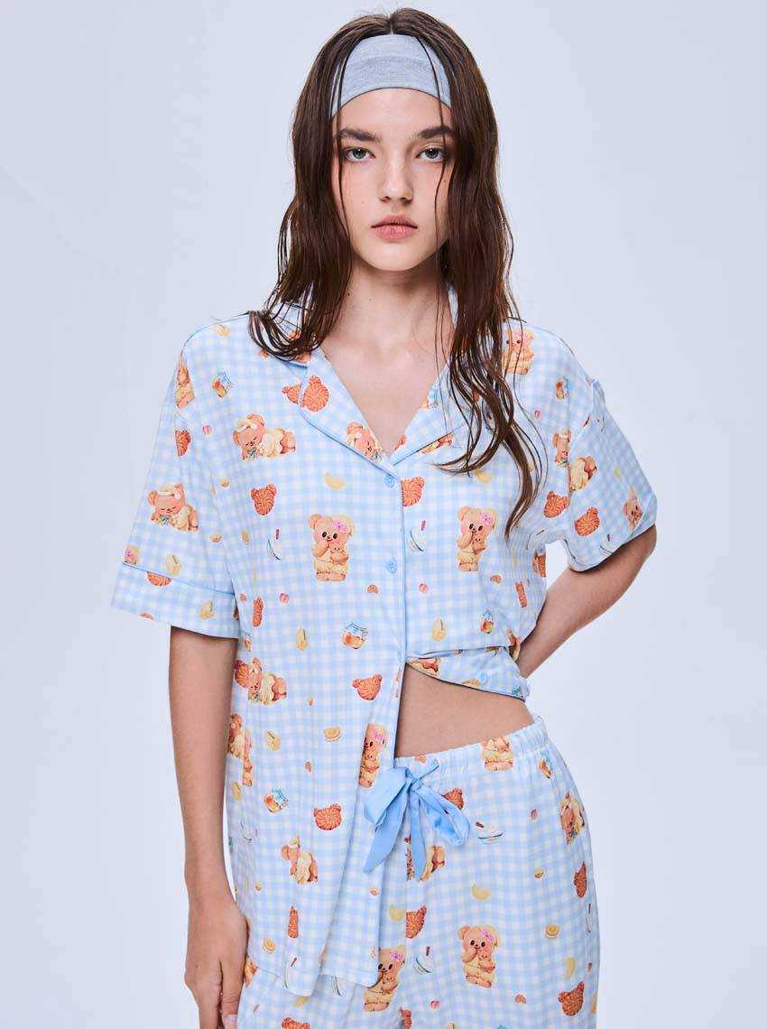 Butterbear x Sabina เซ็ตชุดนอน Unisex รหัส SVL25003BL - สีฟ้าอ่อน
