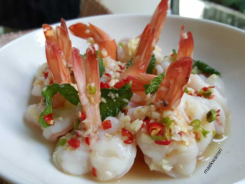 กุ้งนึ่งมะนาว