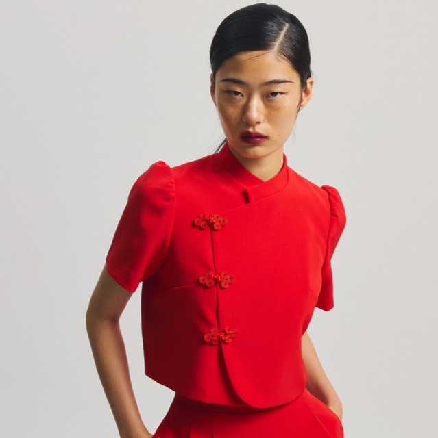 จัดส่ง 10 กุมภา PHAKPA MEILI TOP (ผ้าเปเป้รีดกาว)