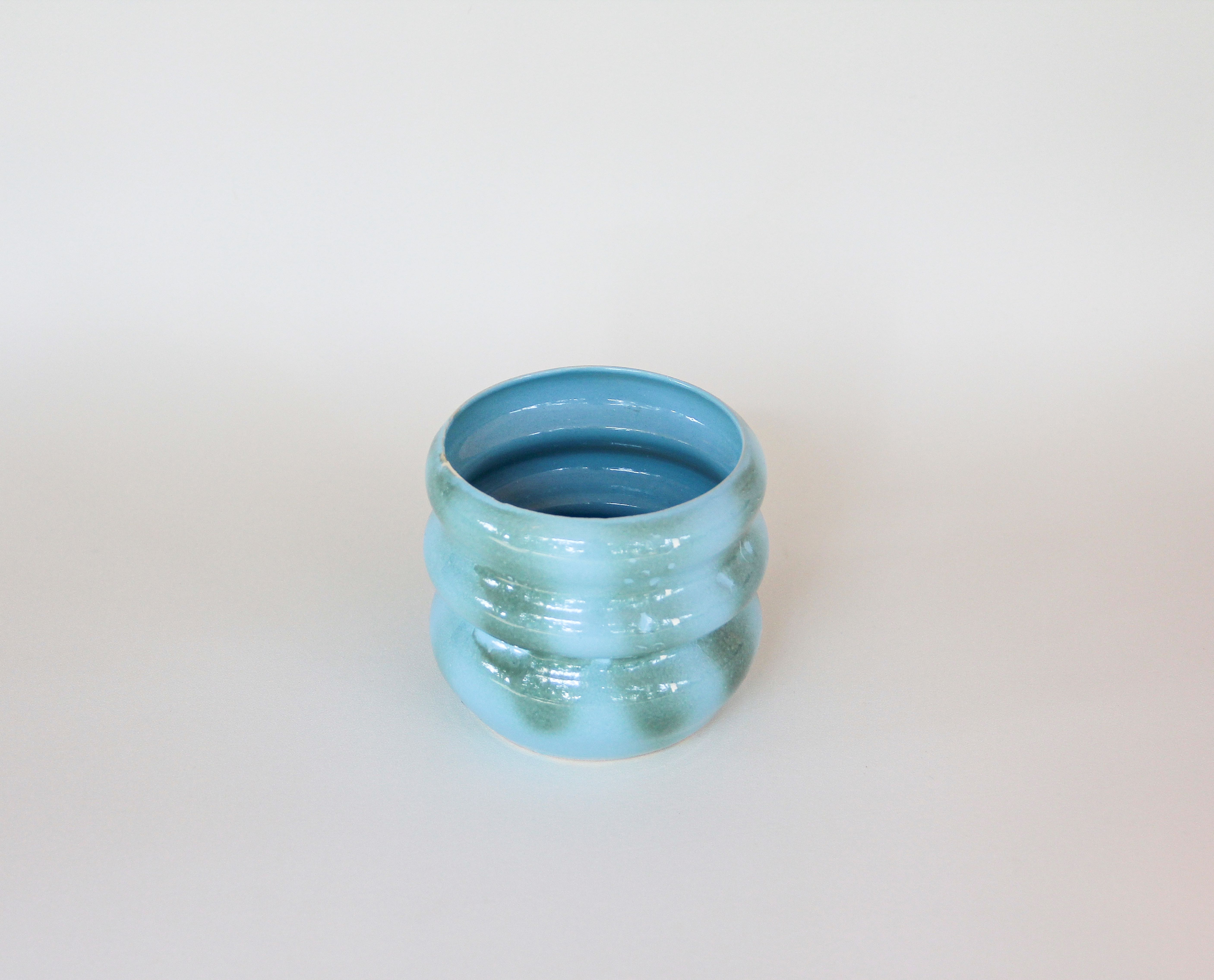 Sky Blue Hunter Green Chubby Vase