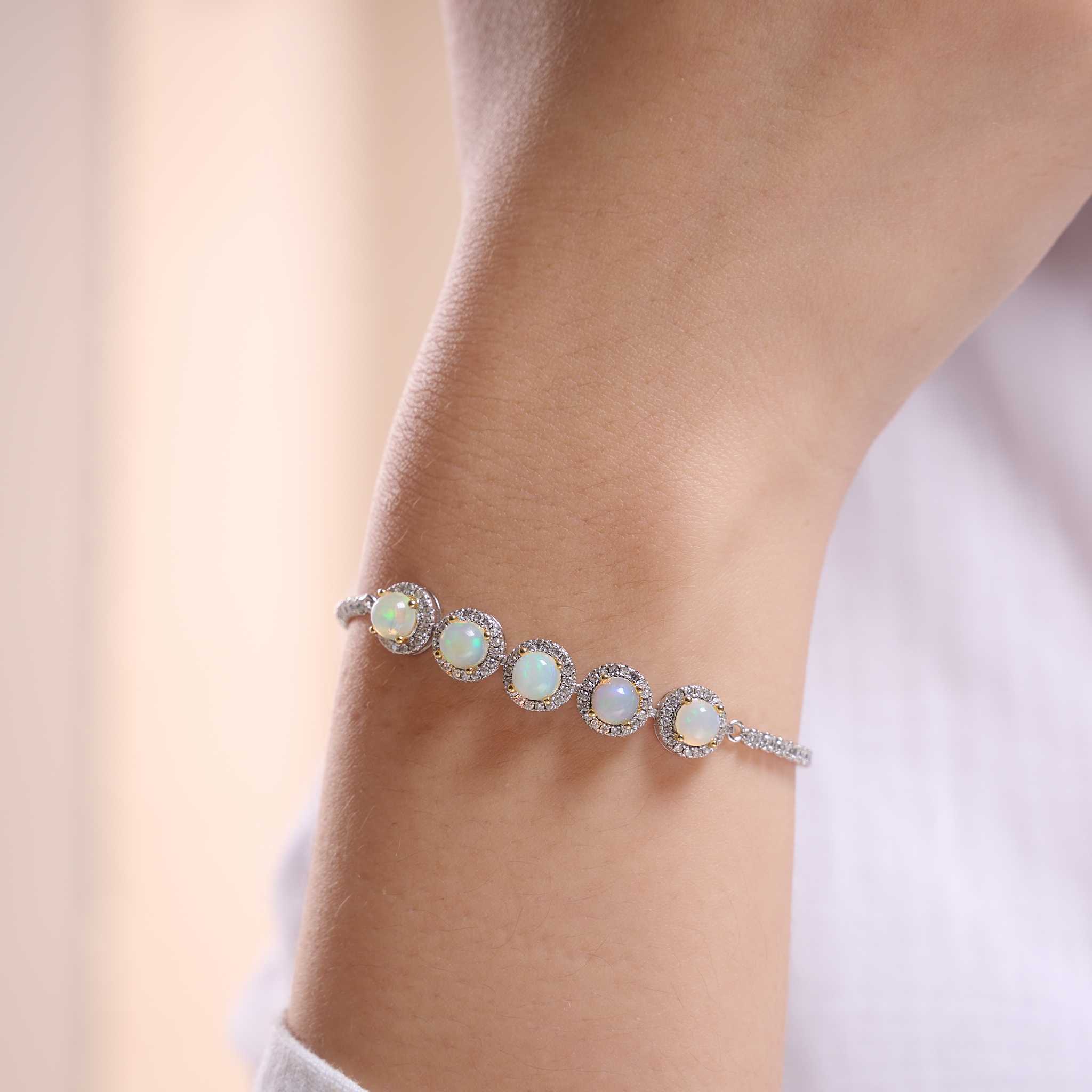 สร้อยข้อมือ Opal อัญมณีแห่งความรัก ราขินีของหิน 👑