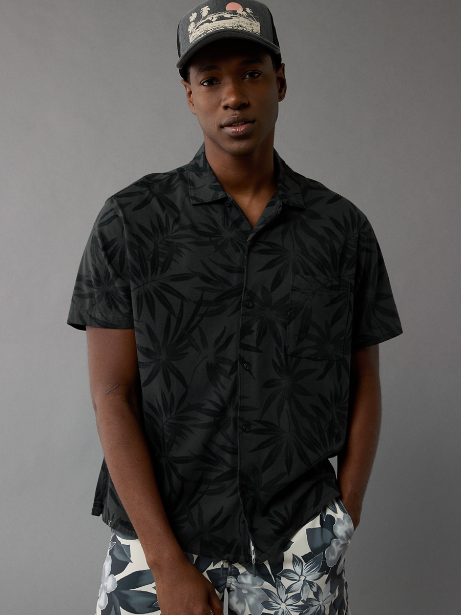 เสื้อยืด ผู้ชาย K - INTL SS PRINTED CAMP SHIRT ( 017-3484-001 )