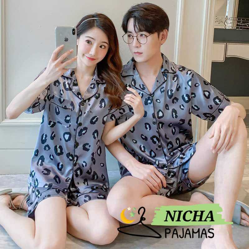 [พร้อมส่ง] ชุดนอนแขนสั้น ขาสั้น ชาย/หญิง สีเทา