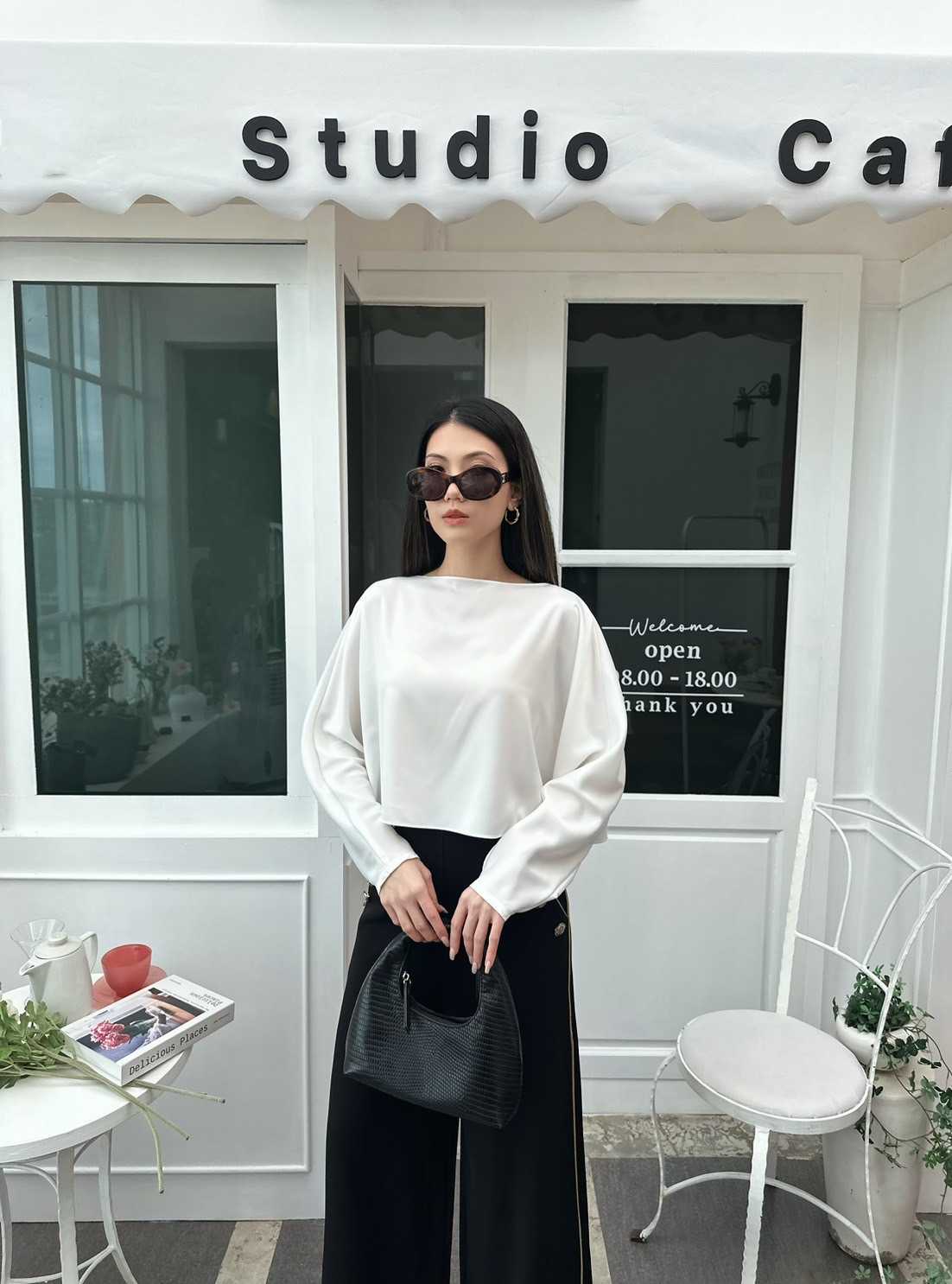 Ronan Top มี 10 สี