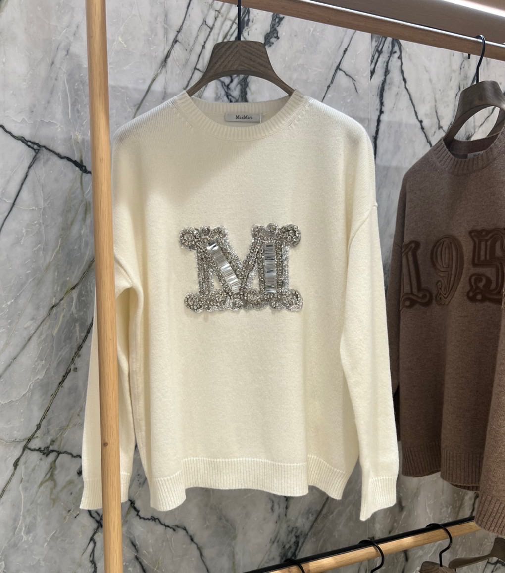 MAX MARA EMBELLISHED M CREWNECK SWEATER 