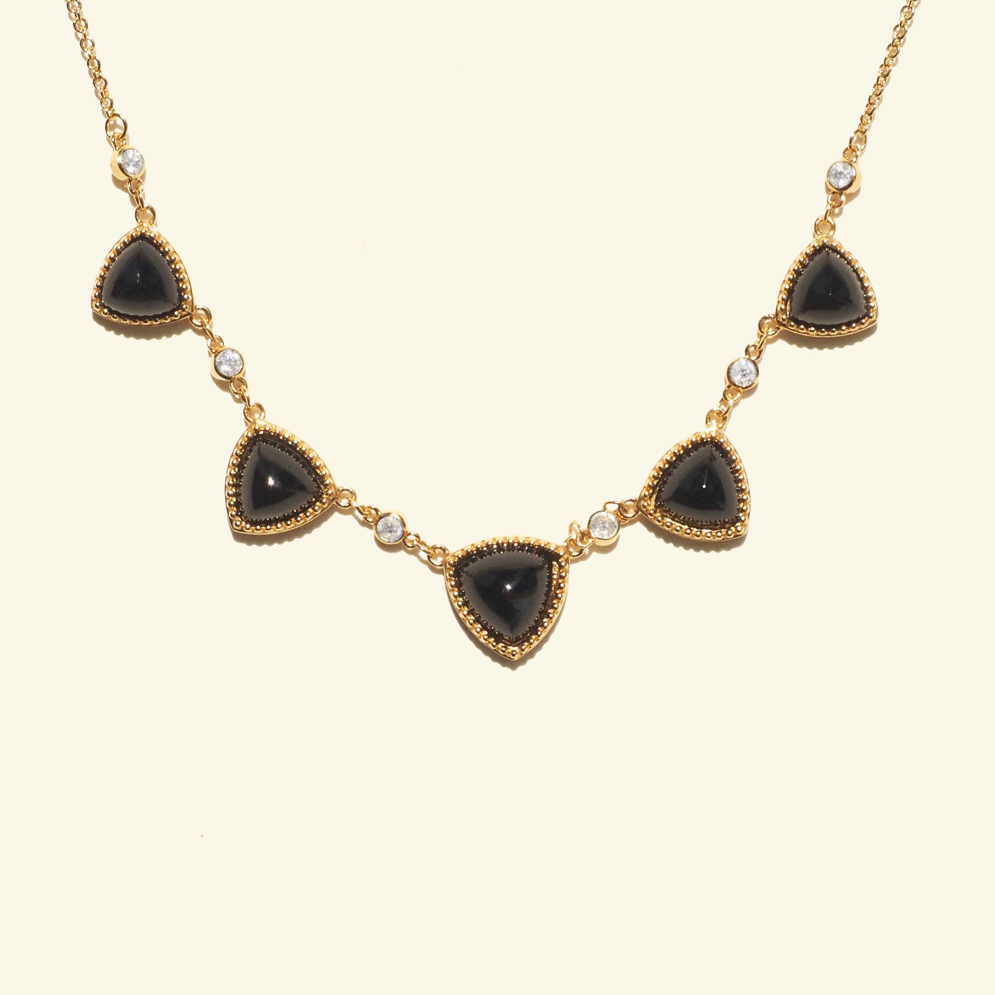 สร้อยโชคเกอร์หินนิลดำ (Luxury Black Onyx Gemstone Choker)