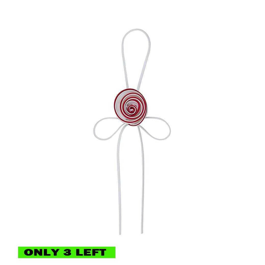 RED AND WHITE ROSE TIE