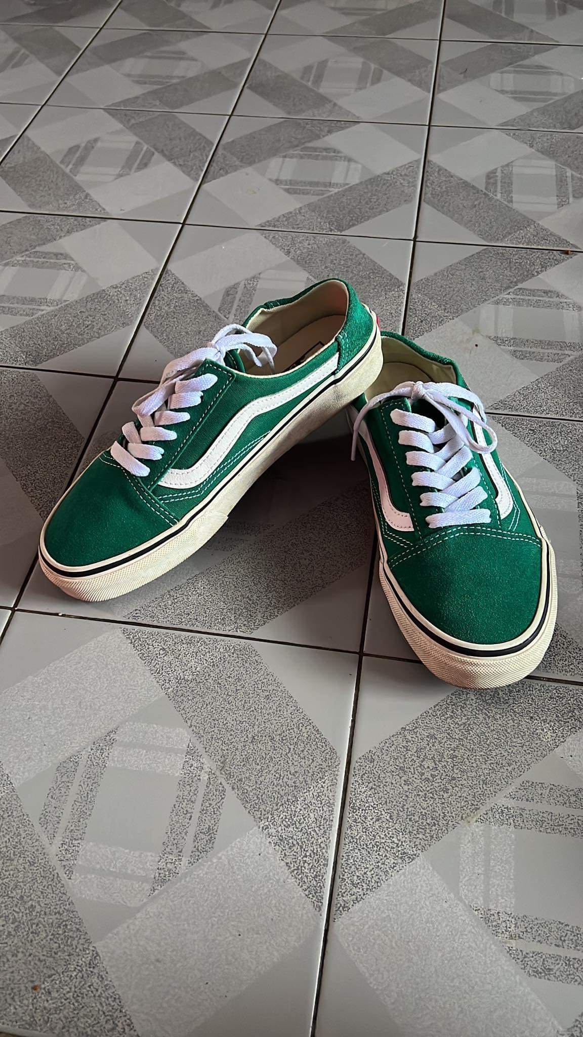 FP@Happy Shop 💚💖รองเท้าผ้าใบ ครึ่งส้น แวนส์ Vans สีเขียว👟💚