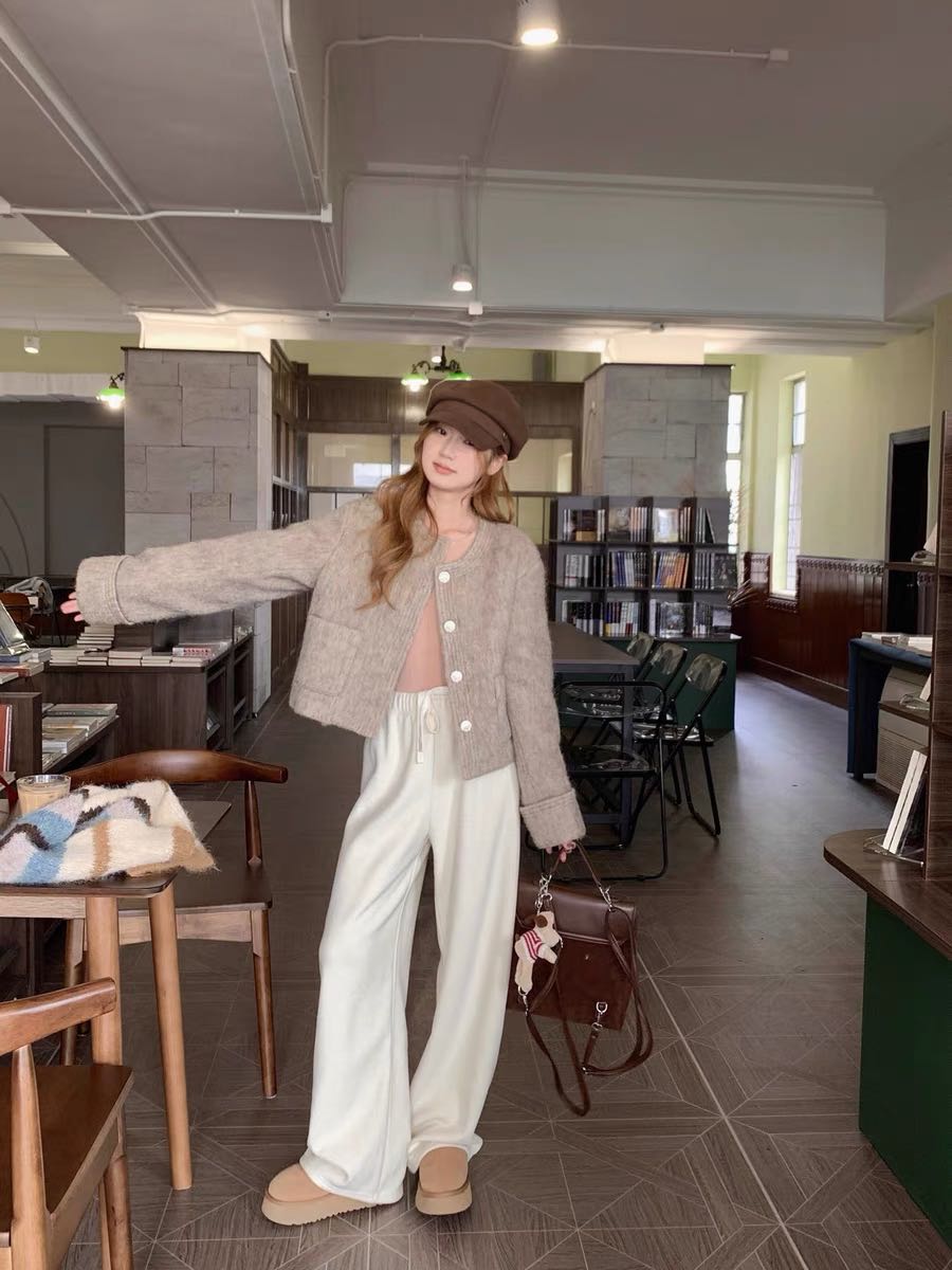 Sale กางเกงวูลขาว