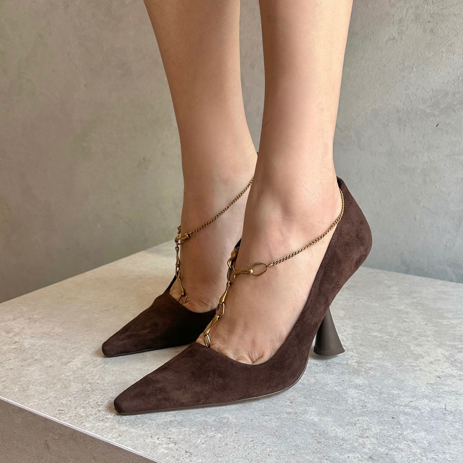 SALE! Cult Gaia DIONNE PUMP - ESPRESSO