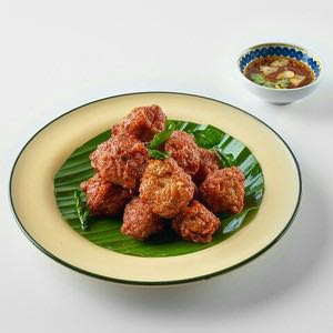 ทอดมันปลา • Deep Fried Fish Cakes
