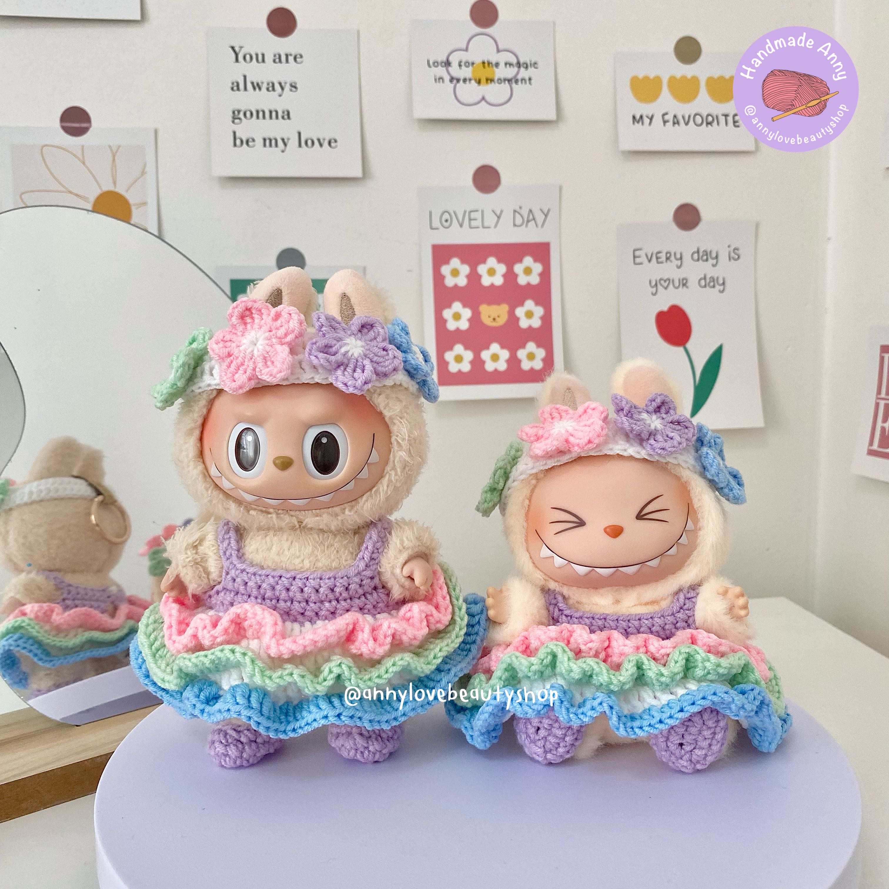 HandmadeAnny 🌸 เดรสขนมชั้น ที่คาดผม ที่ประดับหูดอกไม้ ถักไหมพรม สำหรับลาบูบู้ V1, V2