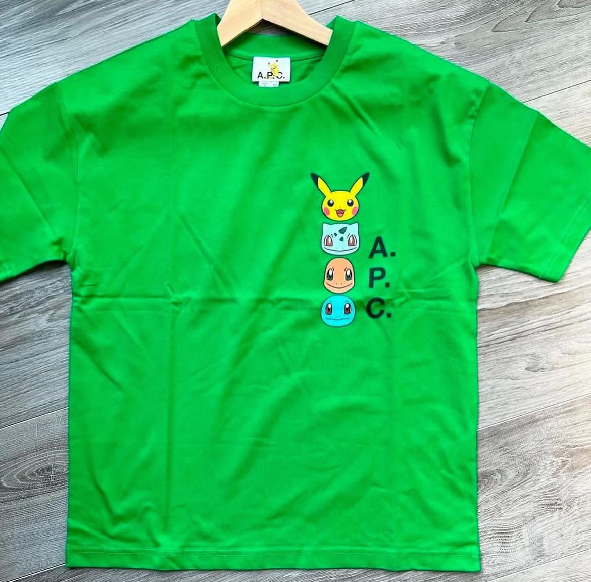 🇯🇵Pokémon X A.P.C  Pokémon Portrait Tシャツ F เสื้อยืดแขนสั้นสีเขียว ผ้าดีมากๆ ค่ะ Unisex Size XS