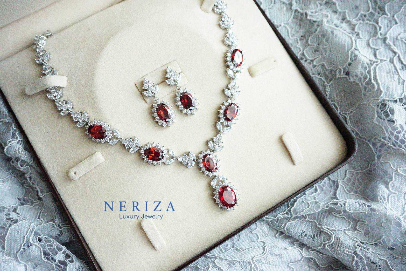 ชุดเครื่องประดับเพชรสังเคราะห์ NZC042