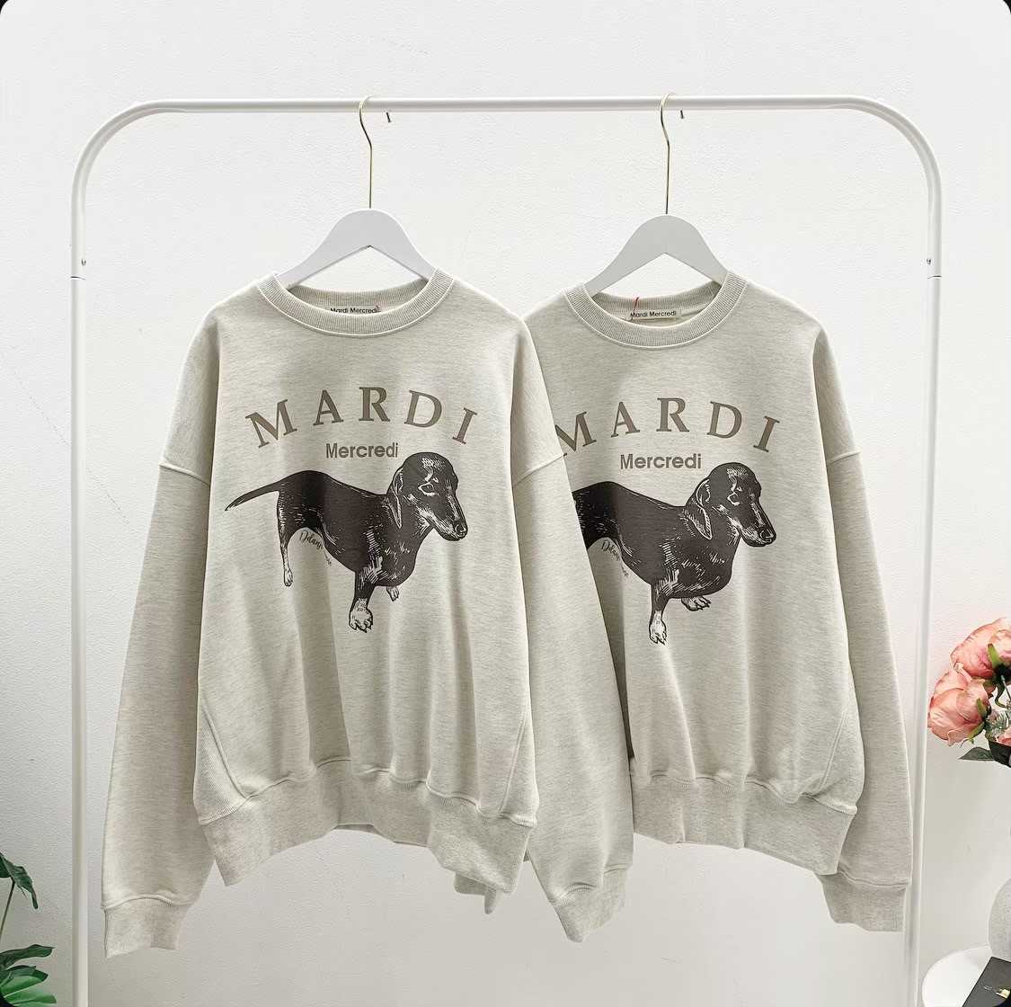 Mardi Ddaji  Sweatshirt (Oatmal)