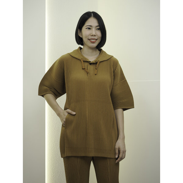 UNISEX 2MUAY รุ่น GJO8119 เสื้ออัดพลีท THICK HOODED PLEATED TOP สีนำ้ตาล FREE SIZE