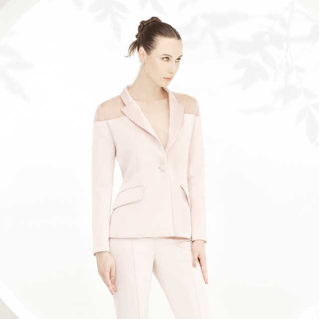SS22 | CREPE BLAZER