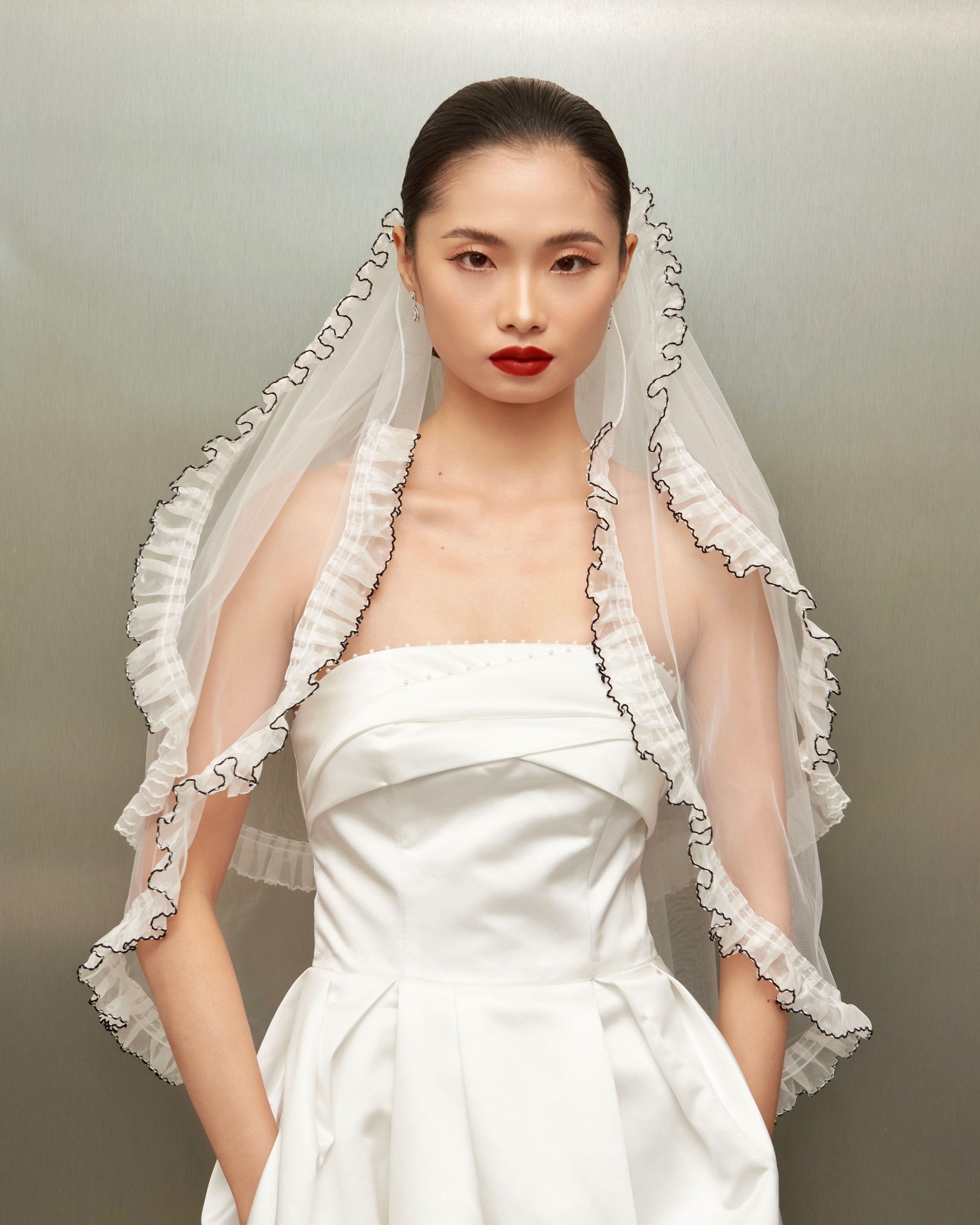 Graceful Ruffle Edge Veil (พร้อมส่ง)