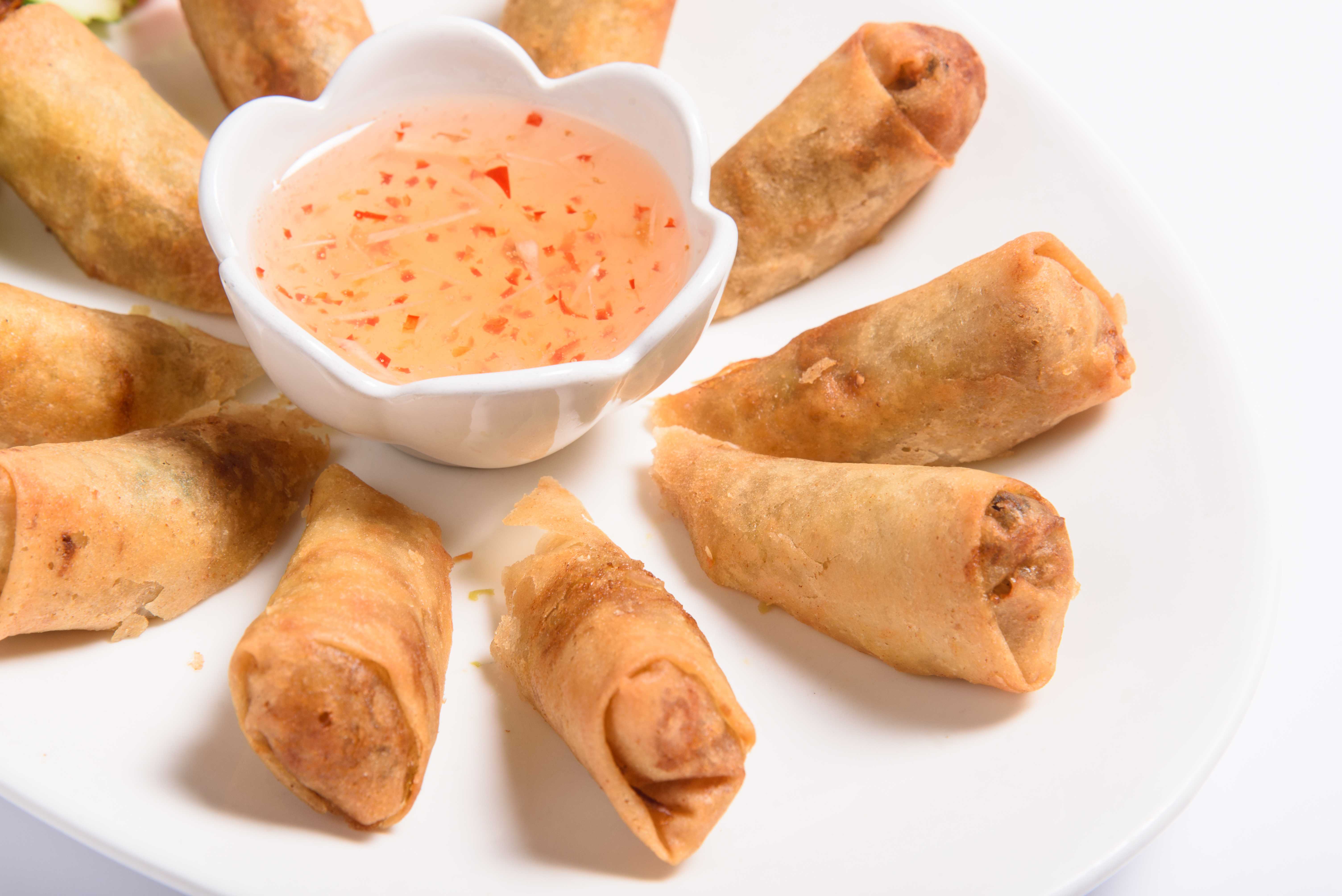 ปอเปี๊ยะทอดไส้ไก่  Chicken Spring Roll