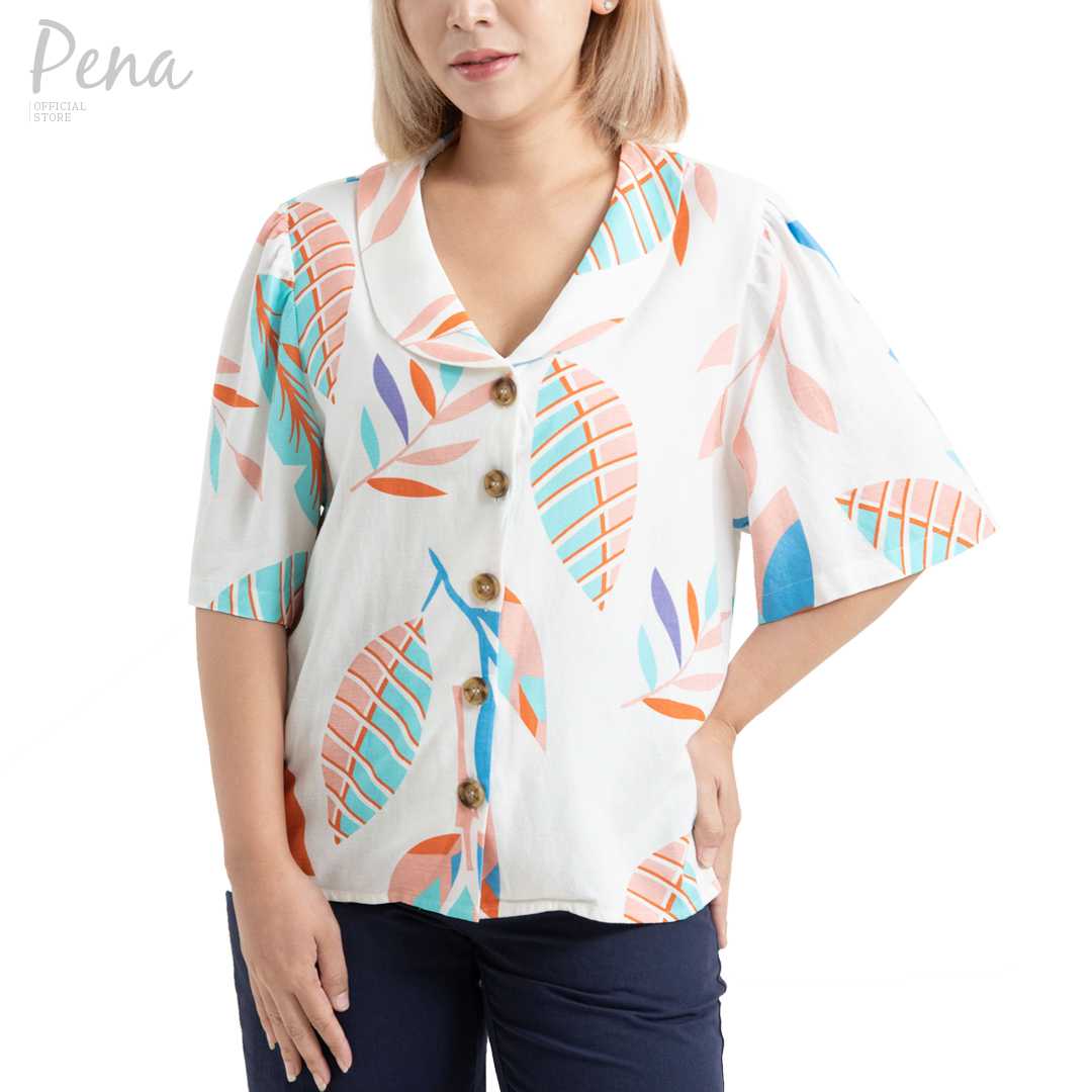 Pena house เสื้อเเบลาส์ คอปกกล้วยหอม แขนสั้น PWSS082403