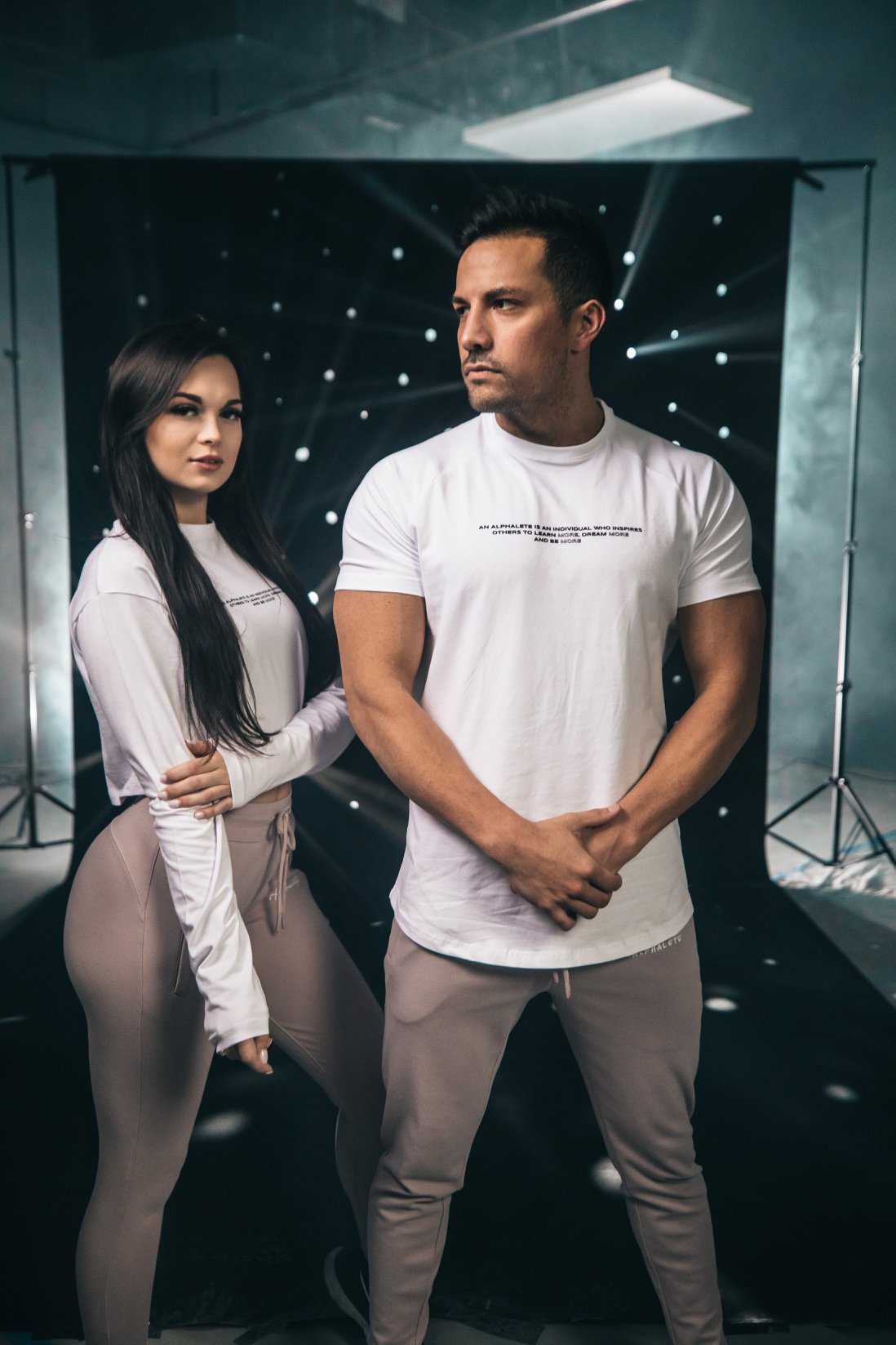 เสื้อแขนสั้น ALPHALETE #8 / ผ้าคอตตอนยืด ใส่ออกกำลังกาย ผ้านิ่มใส่สบาย ระบายอากาศได้ดี