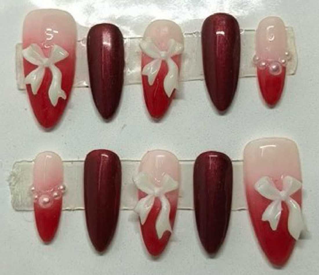 เล็บเจลแฮนด์เมด 100% งานปั้นโบว์ 3D & ไล่สีออมเบรสุดหรู (Burgundy Ombre & Airy Bows)