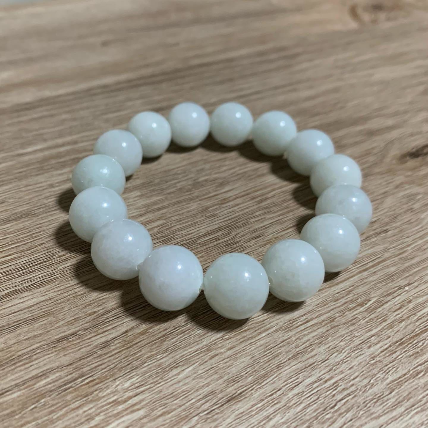 สร้อยข้อมือหยกพม่า Jadeite Type A (ธรรมชาติ ไม่ปรับปรุงคุณภาพ) สีขาวสะอาด