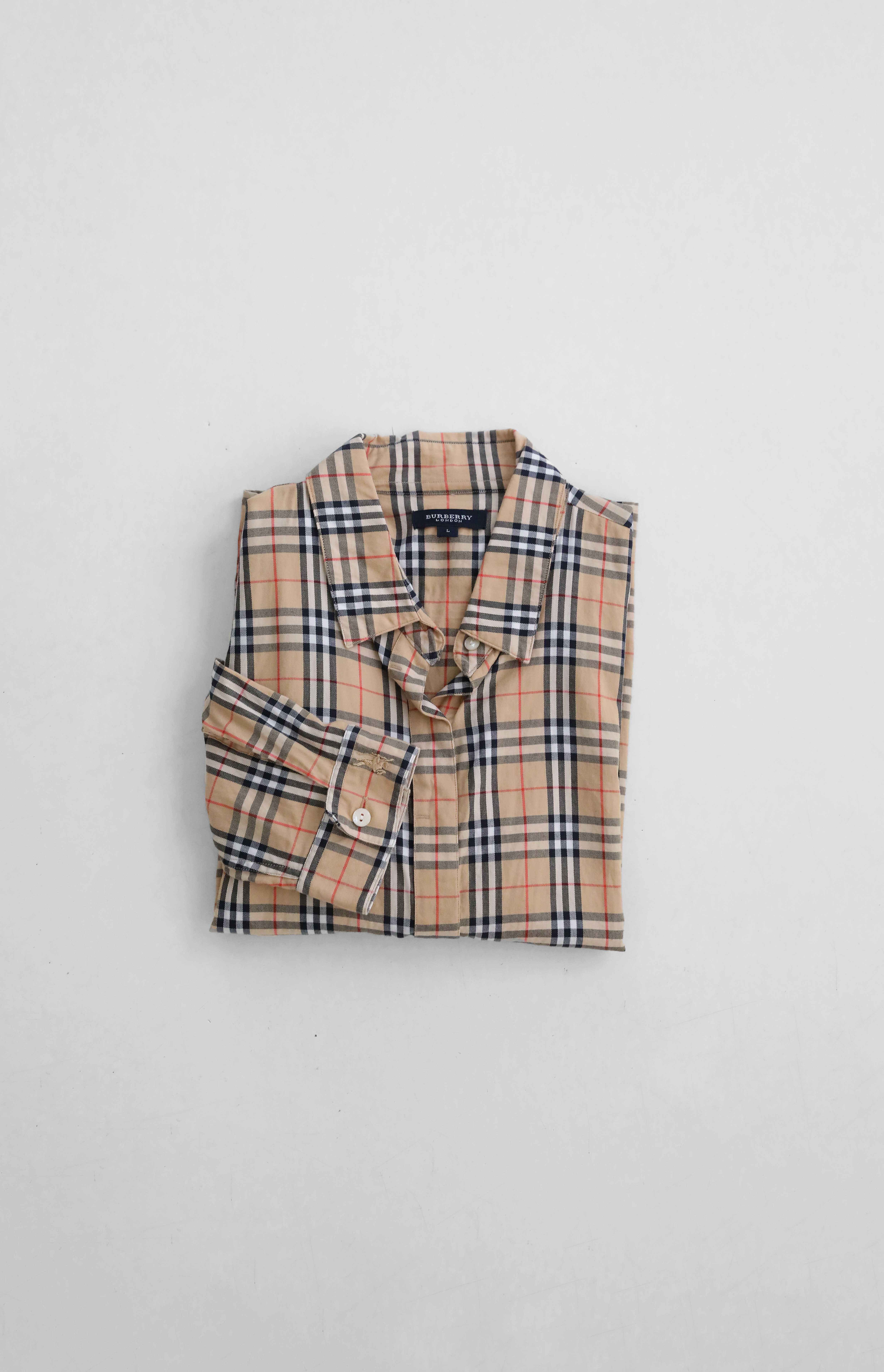 [เสื้อ] BURBERRY LONDON (S~M)