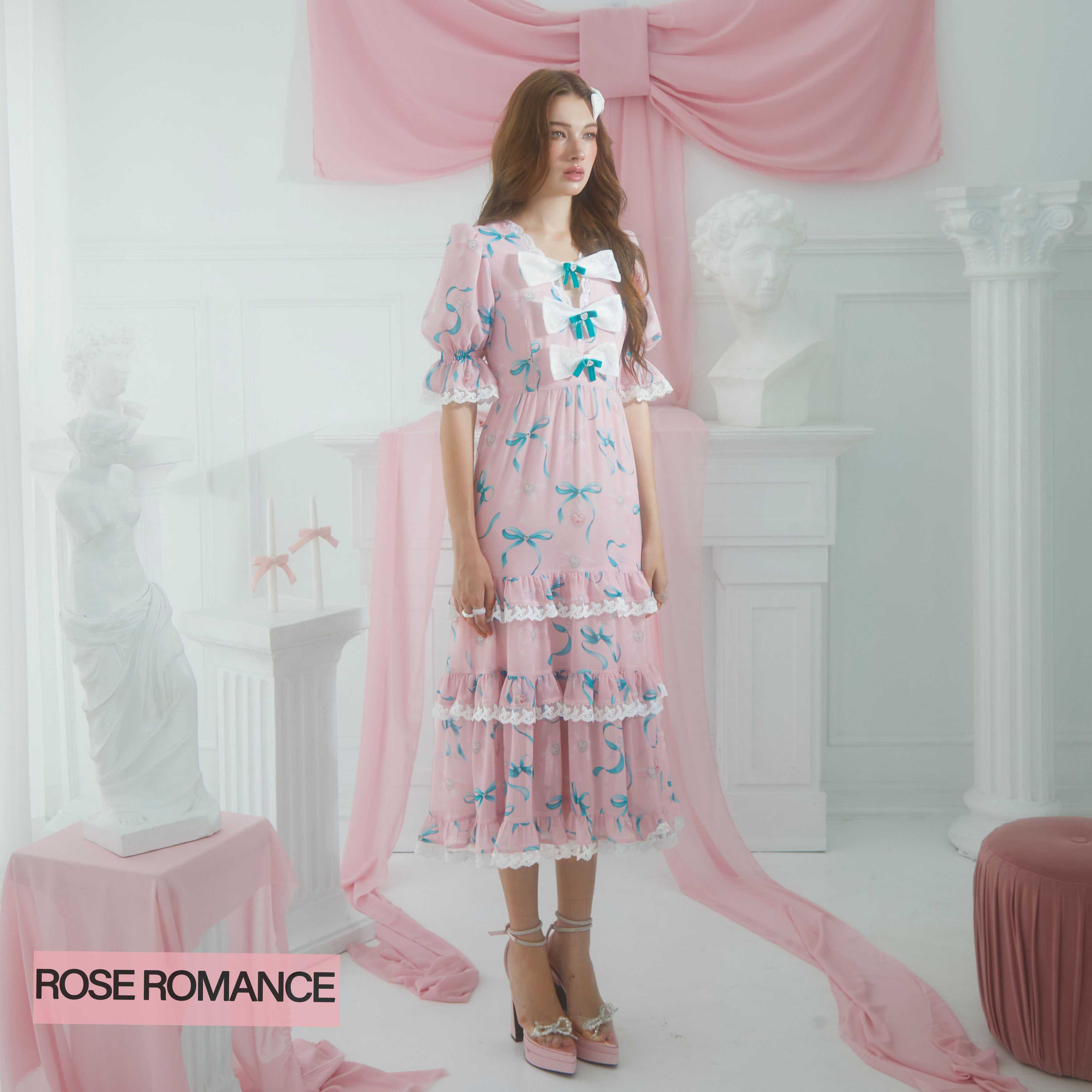 [สินค้าพรีออเดอร์7-10วัน] ROSE WITH 3BOW PIN WITH EMBROIDERY LACE