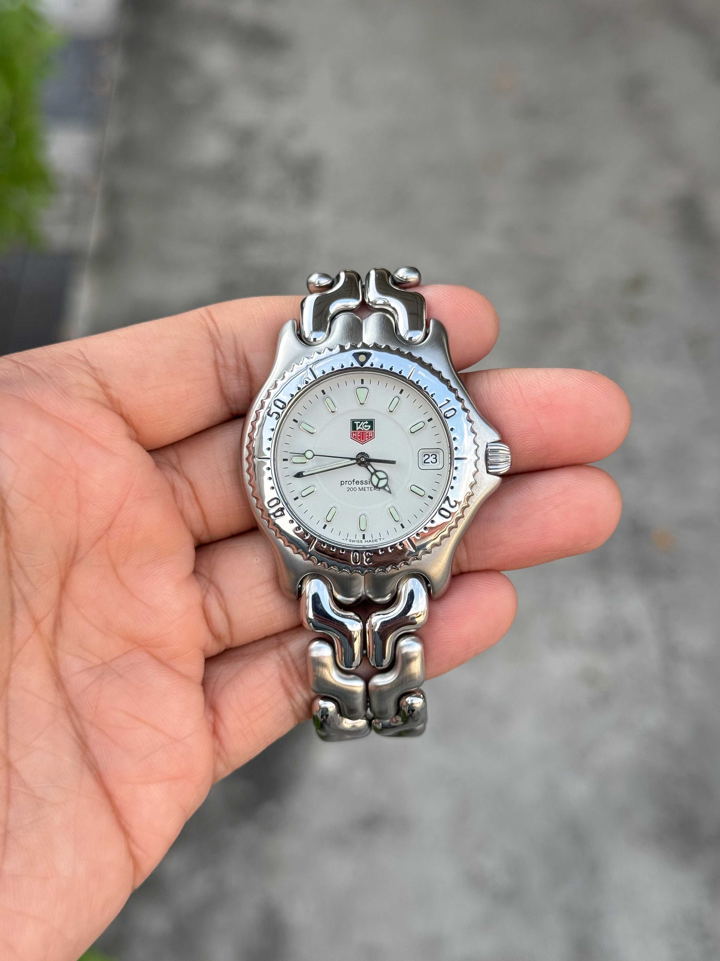 Tag Heuer ก้างปลา King Size Quartz เรือนเหล็ก หน้าขาว 2ชั้น