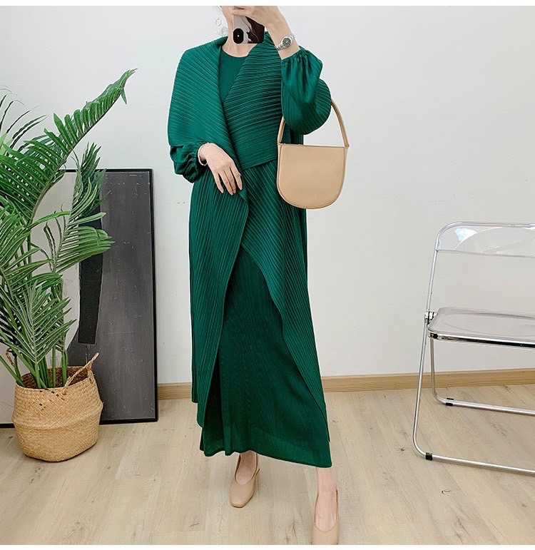 Peatbynisa A366 เดรสอัดพลีท เนื้อผ้าPolyester100%