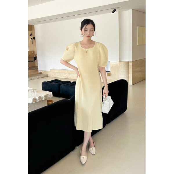 2MUAY รุ่น GJO1656 เดรสพลีทคุณภาพ THICK SQUARE NECK SHORT SLEEVE PLEATED DRESS 9สี FREE SIZE