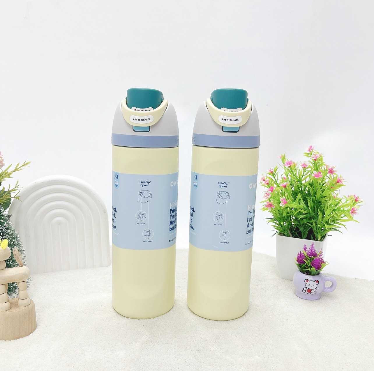 Owala Freesip 24Oz (Sunny Daze)