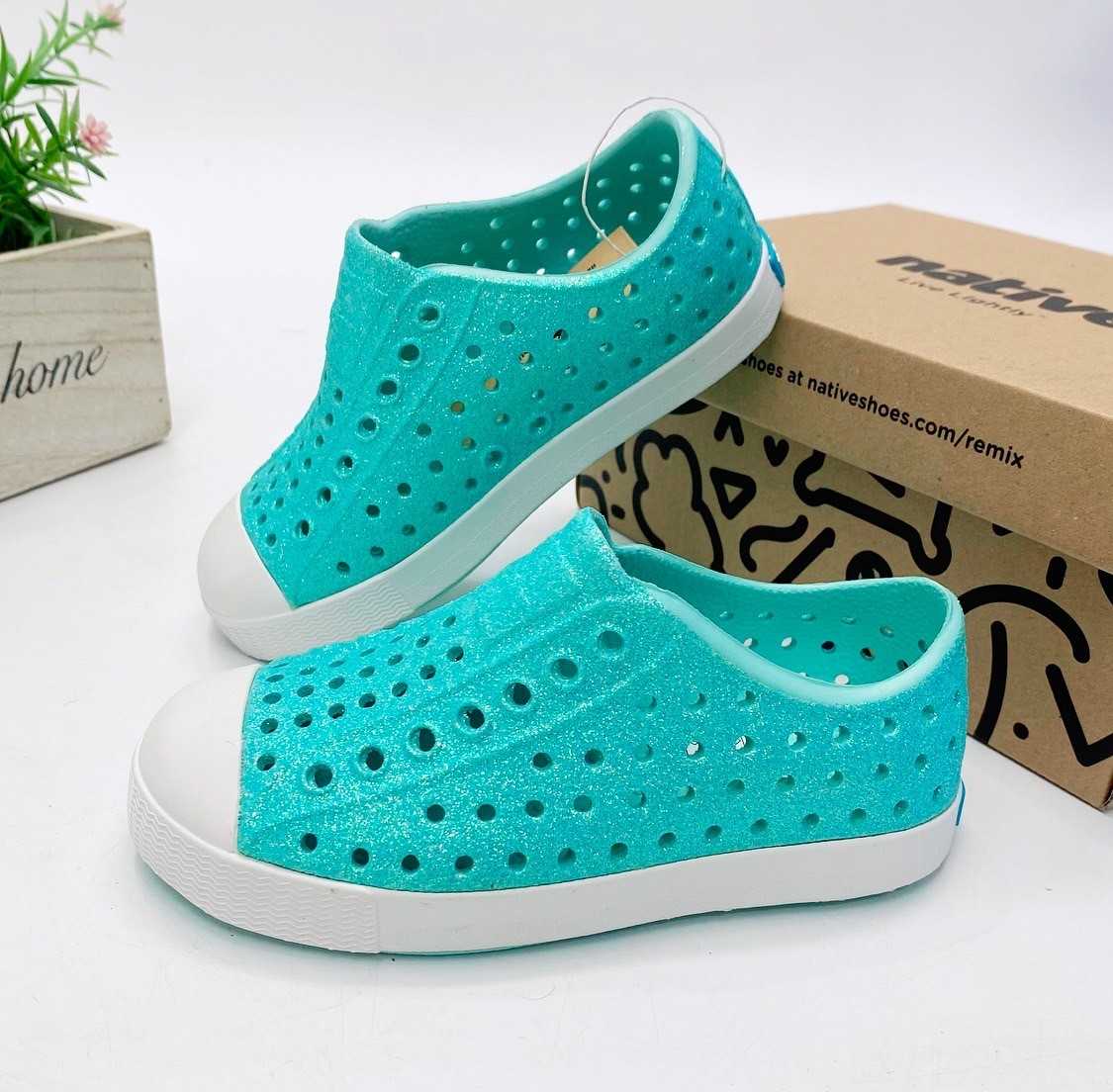 พร้อมส่ง Native Gliter Light Blue Shoes