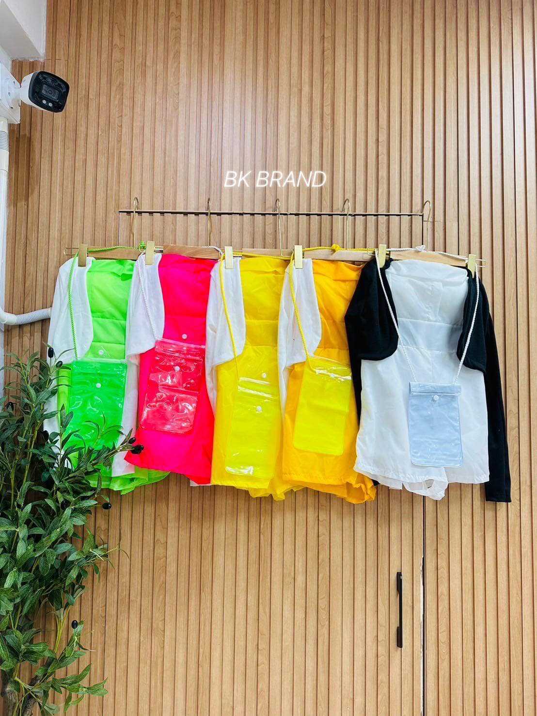 เซตจั๊มเกาะอกเสื้อคลุม แถมกระเป๋ากันน้ำ