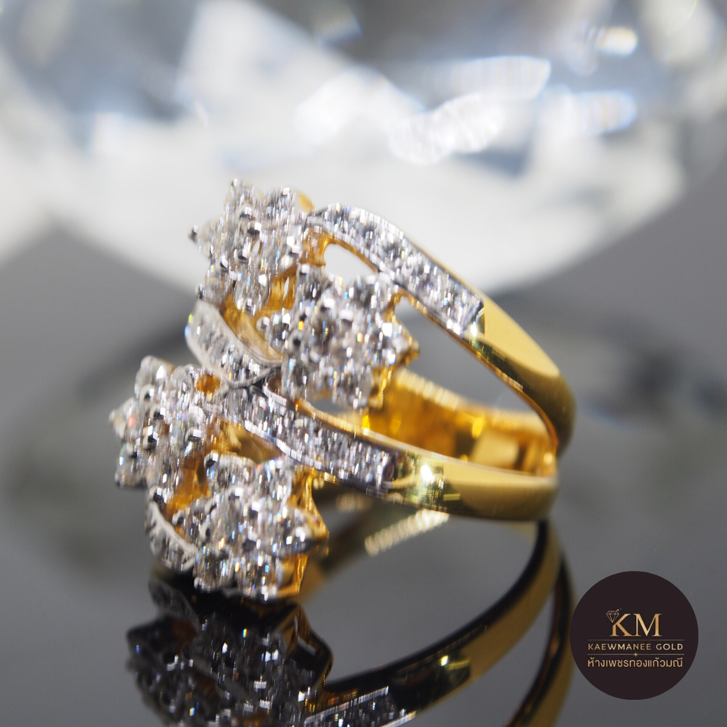 แหวนเพชร DECO Blooming Twist Flora Pave RING (90% Gold)