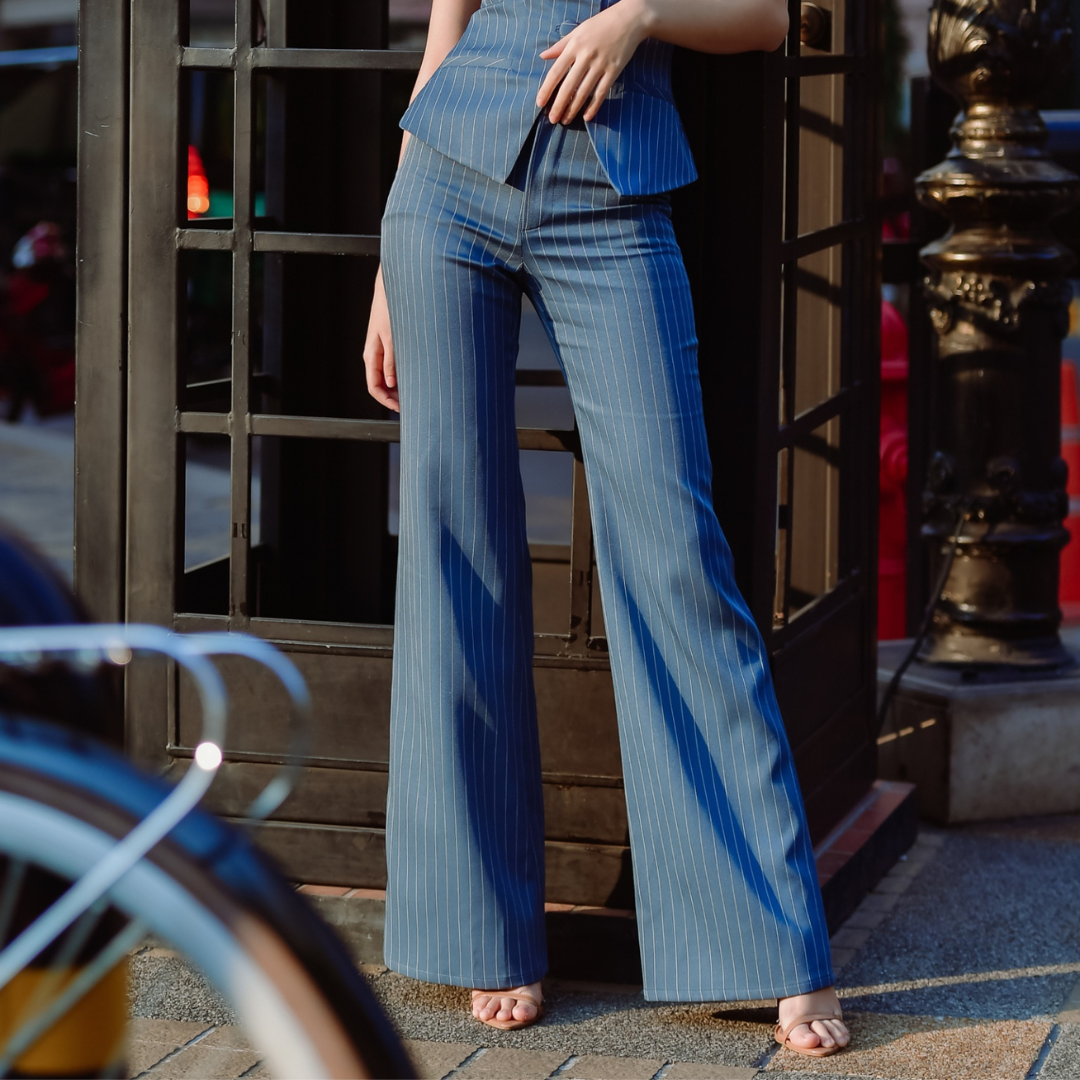 Lism P-016 Pinstripe Runway Flare Pants กางเกงขายาว