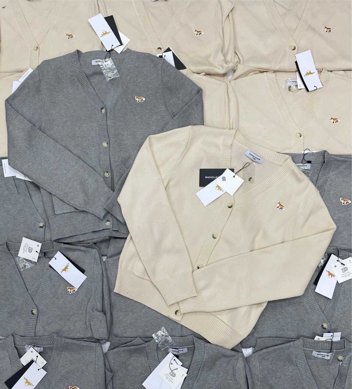 ( SALE ) MAISON KITSUNÉ  BABY FOX PATCH BOXY  CARDIGAN 
