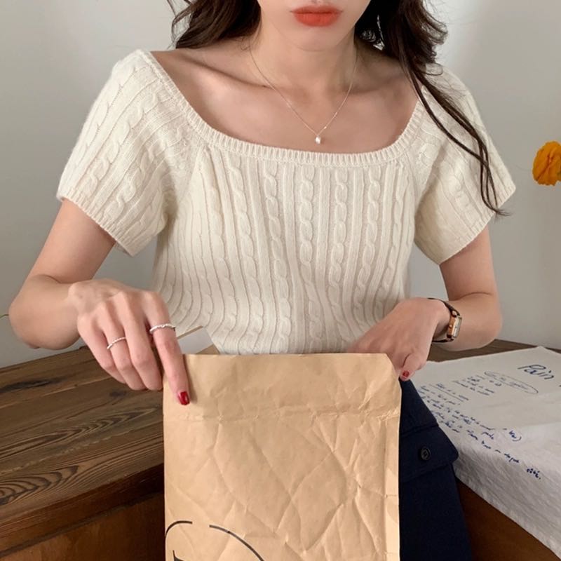 เสื้อครอปไหมพรหมชิฟฟ่อน ผ้านุ่มๆสไตล์มินิมอล