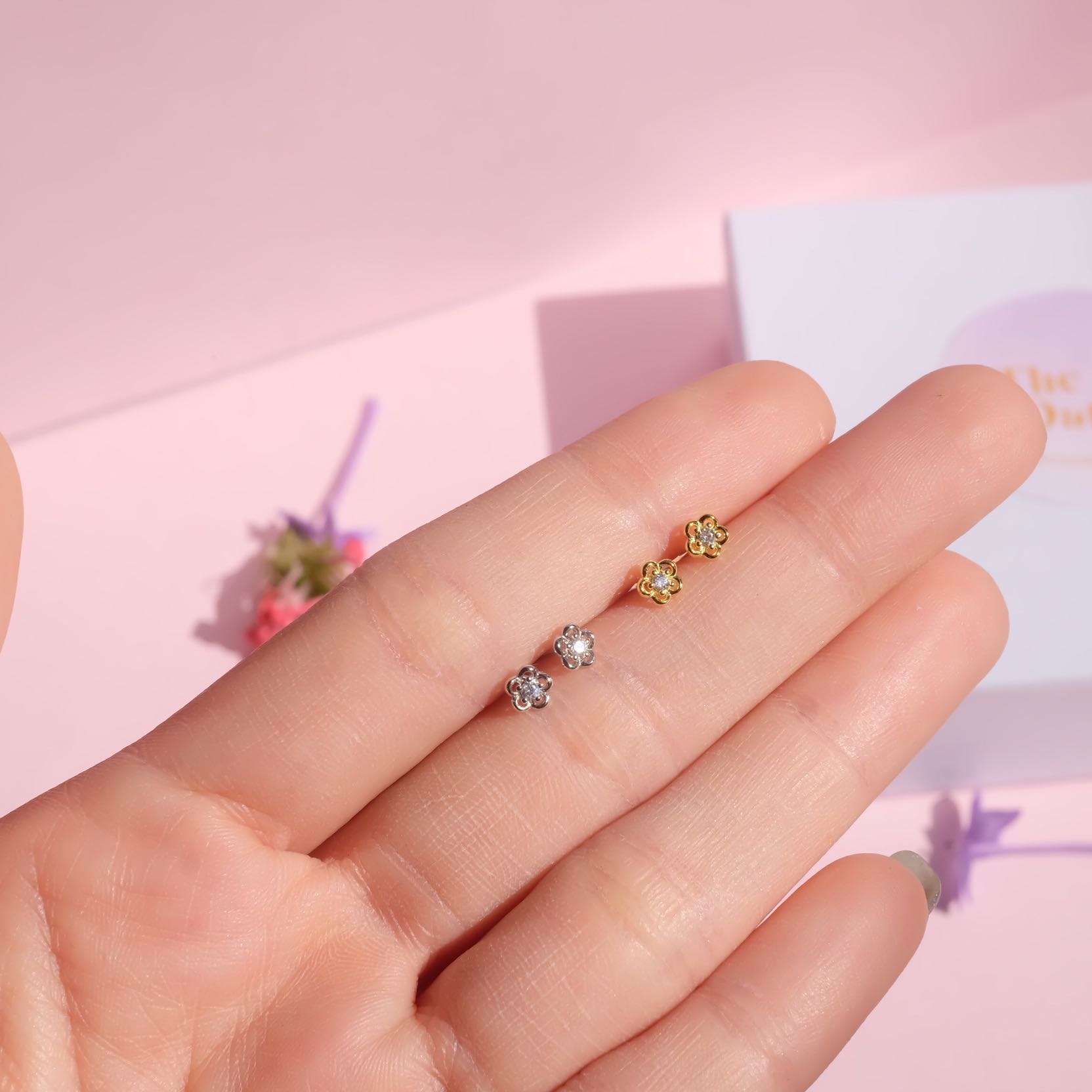ต่างหูจิ๋วรุ่น blossom 🌸-ส่งฟรี s925