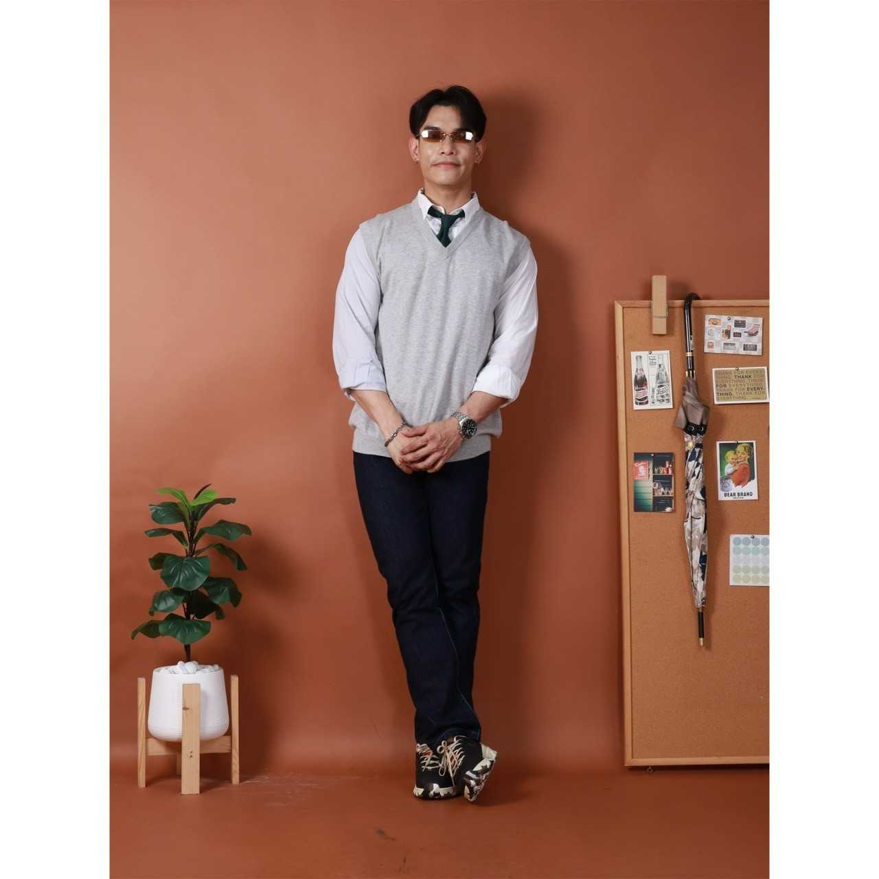 BROOKS BROTHERS L 21.5/27