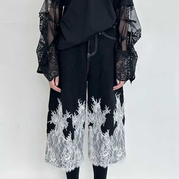 Rotsaniyom Black wide leg midi jeans with lace detail