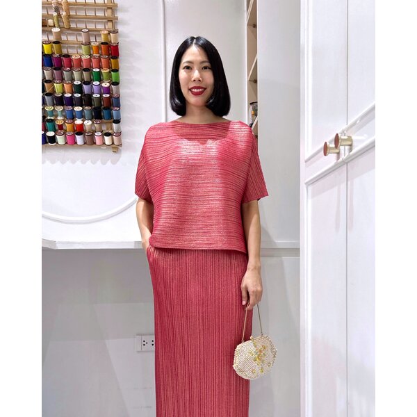 2MUAY รุ่น GJO10519 เสื้ออัดพลีท SHORT SLEEVE METALLIC PLEATED TOP 6 สี FREE SIZE