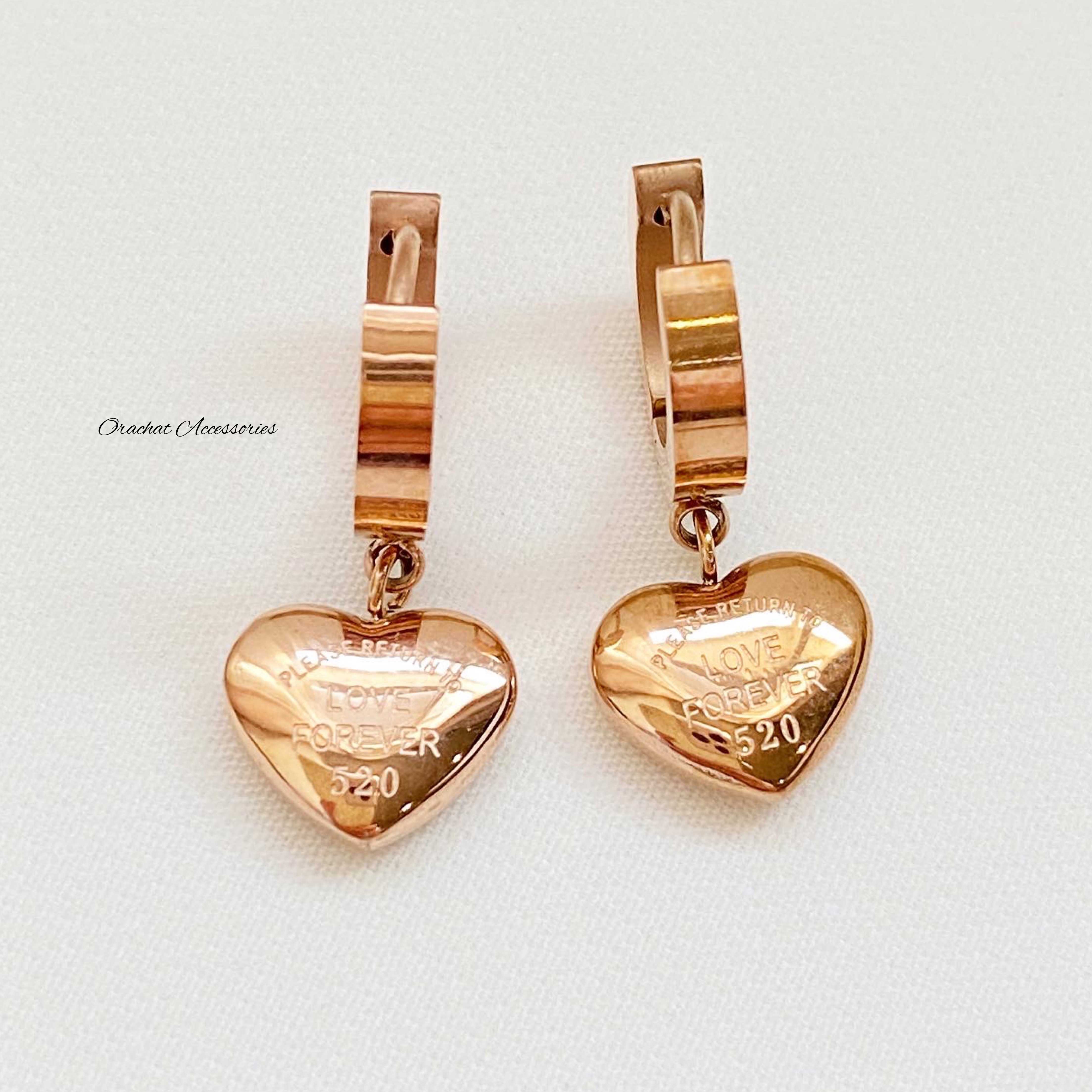 💢Clearance💢 Charming heart hoop 14k earrings. (ต่างหูทรงห่วง งานชุบ 14k สแตนเลส สวย ทน เงา)