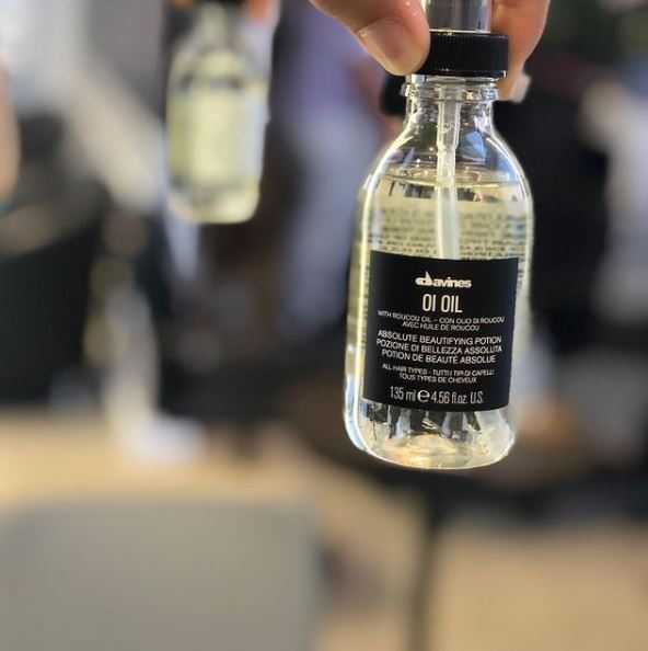 Davines OI OIL 135 ml น้ำมันบำรุงผมที่มีความเข้มข้นของ Roucou Oil